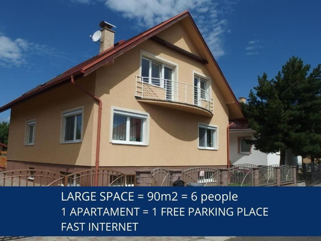 Apartment Amy Liptovský Mikuláš Eksteriør bilde